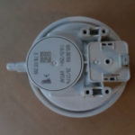 Bosch 87160112990 Tlačna sklopka